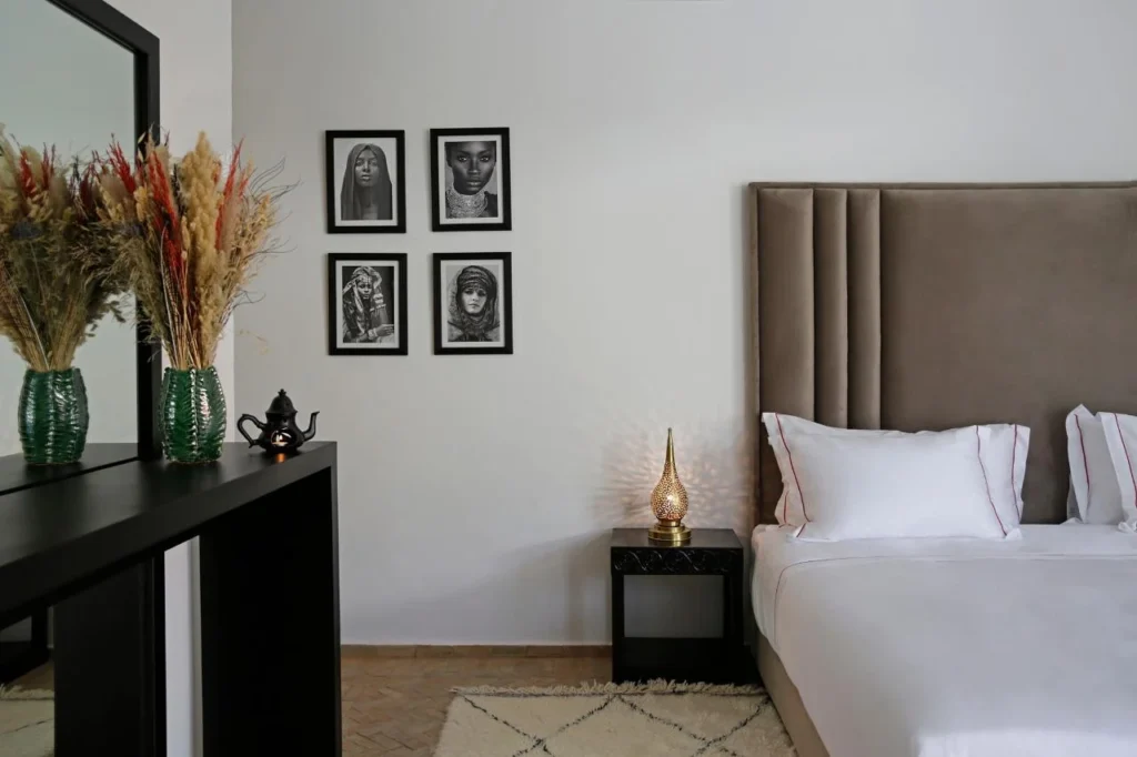 Salon traditionnel dans une villa hôtel Marrakech